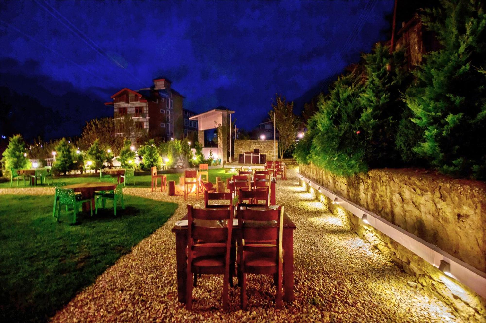 Montana Blues Resort By Snow City Manāli Exterior foto